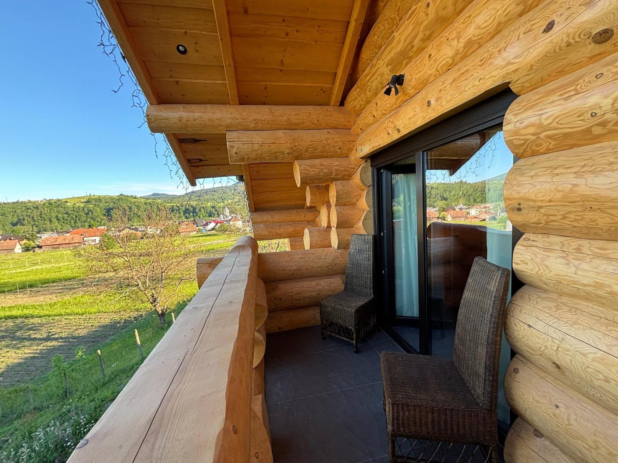 Bucovina Exclusiv Hotel Vámfalu Kültér fotó